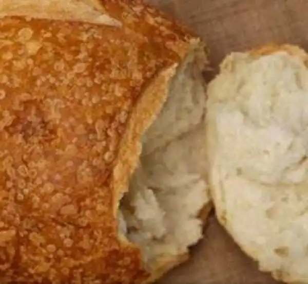 Female Blogger Boldly Makes Bread With Yeast From Her Own Vagina (Photos)